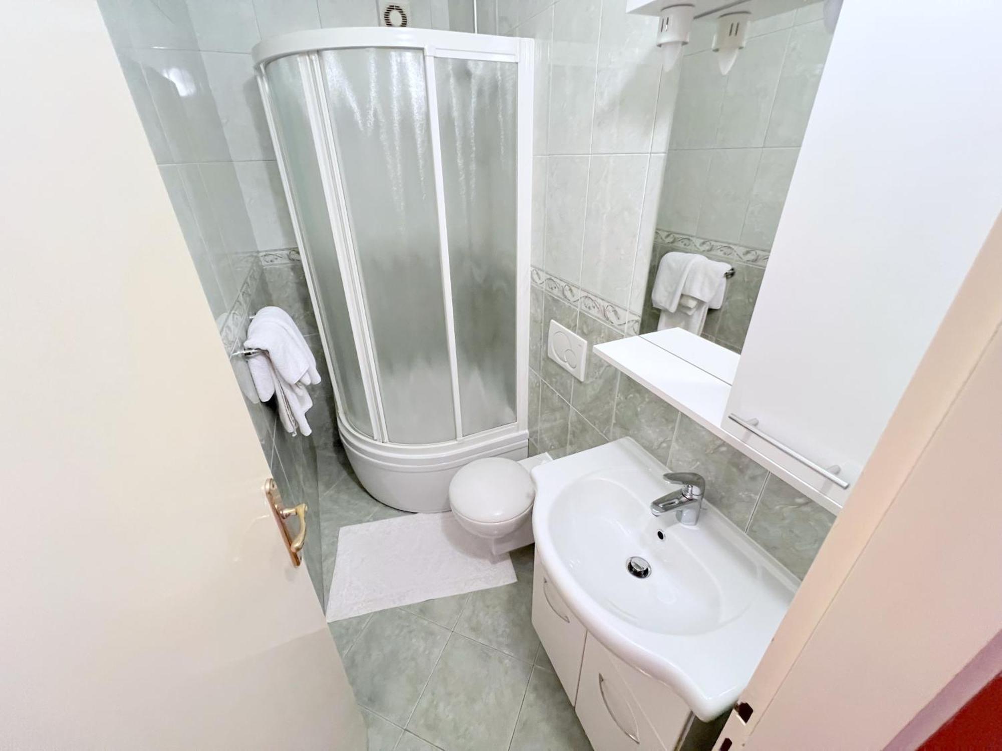 Bed & Breakfast Rab Palit Exterior photo